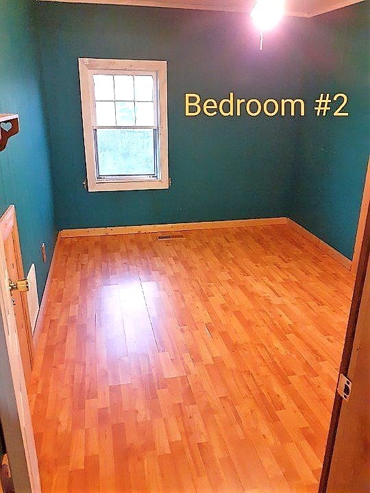 25 Old Union Road Paris, TN 38242 - Photo 4 of 5 a view of an empty room