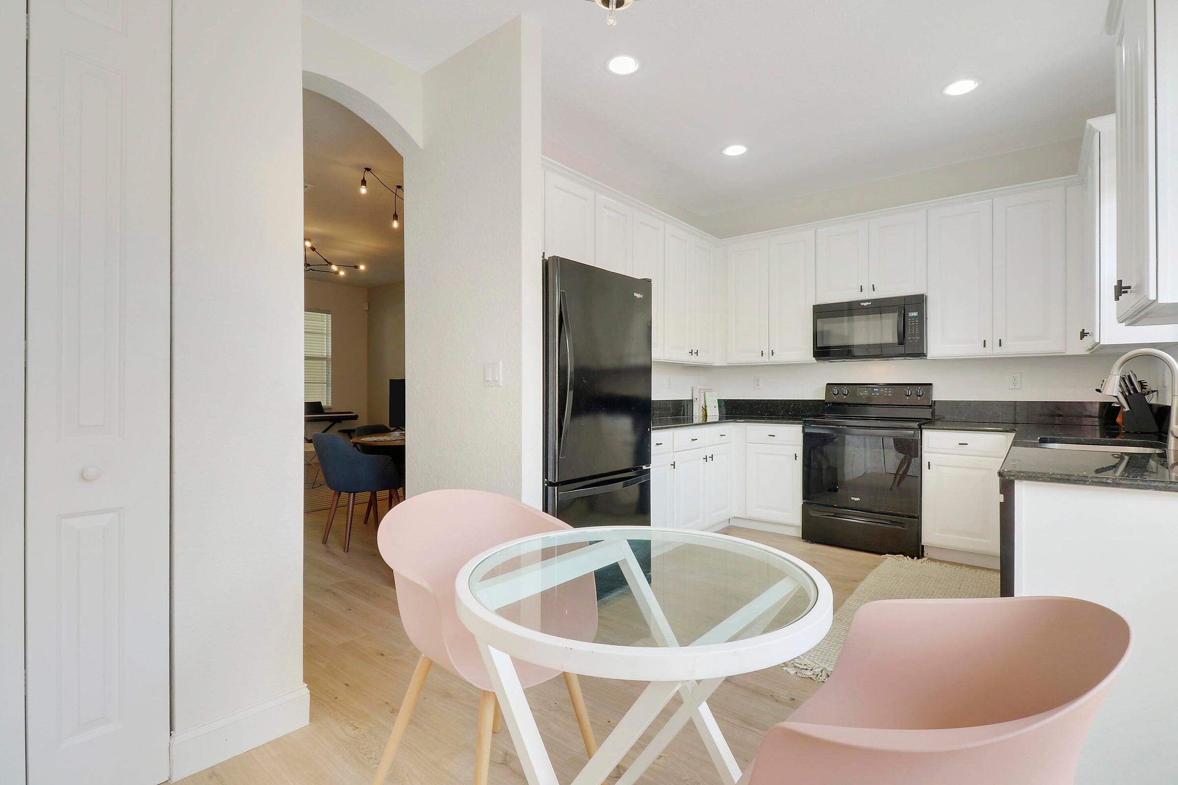 151 Mulligan Place Jupiter, FL 33458 - Photo 12 of 23 Kitchen/Eat-In Dining