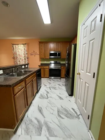 $2,500 | 240 Westbrooke Road, Summerville, SC 29486