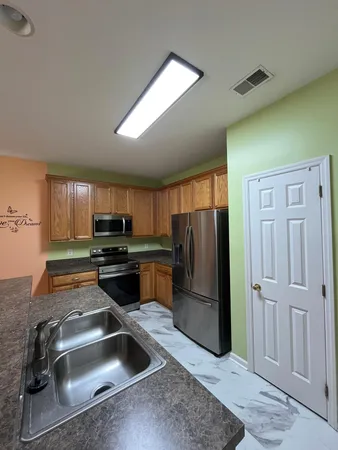 $2,500 | 240 Westbrooke Road, Summerville, SC 29486