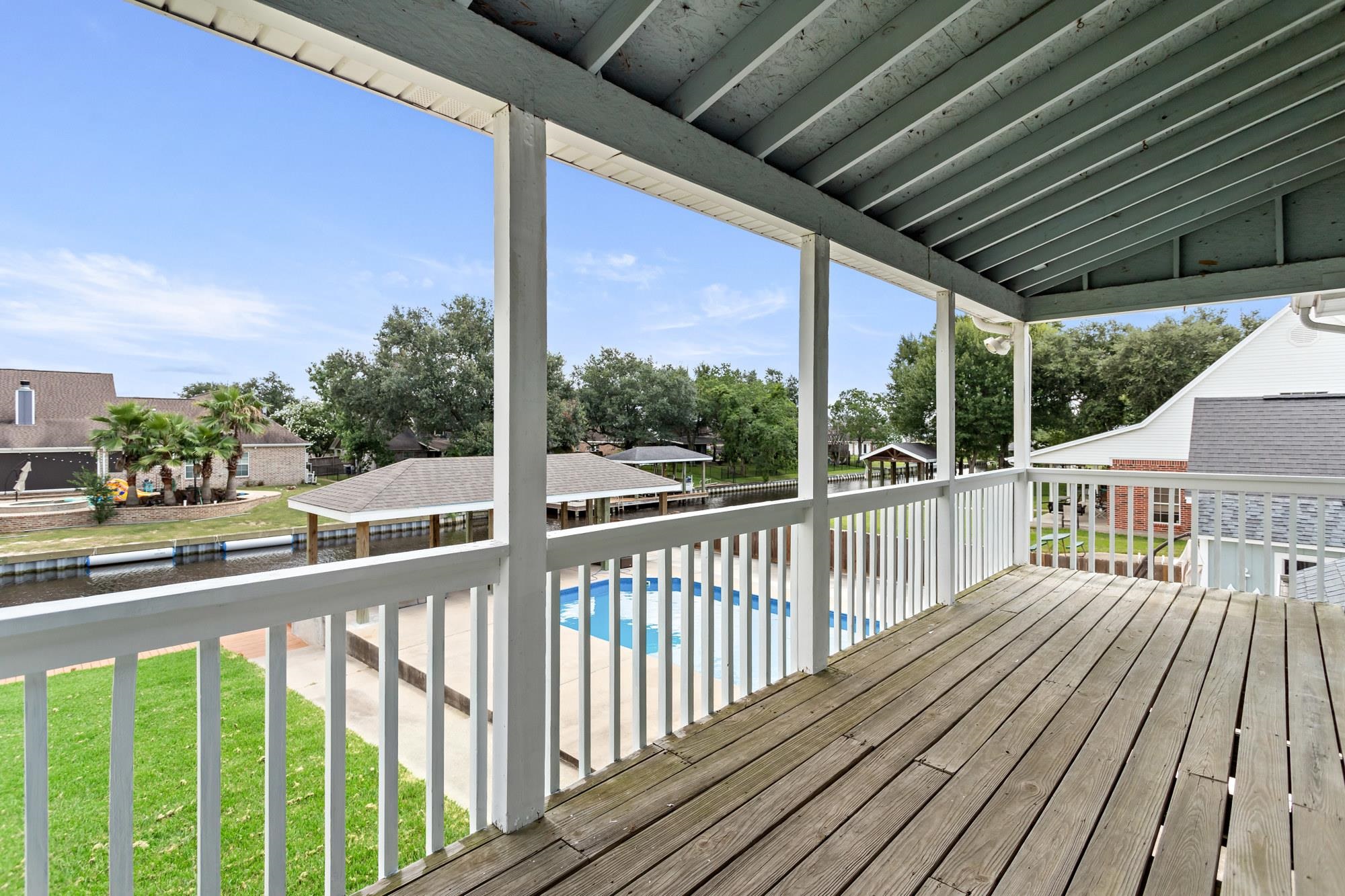 112 Robin Avenue Bridge City, TX 77611 - Photo 24 of 39