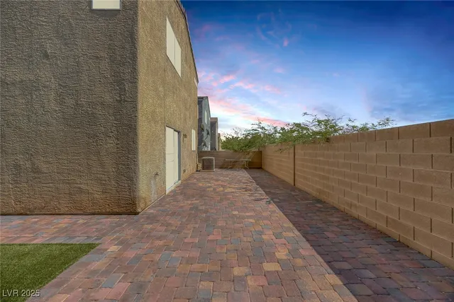 $445,000 | 8795 Old Sea Avenue, Las Vegas, NV 89148
