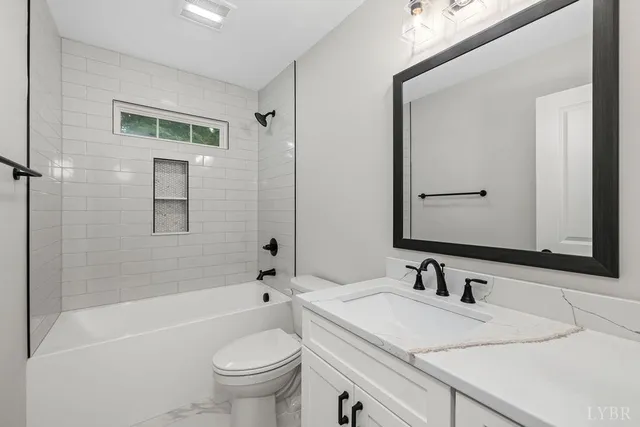 $449,900 | 2212 Cambridge Place, Lynchburg, VA 24503