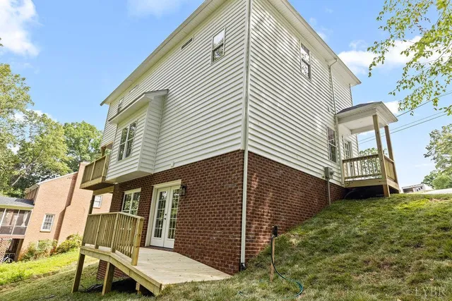 $449,900 | 2212 Cambridge Place, Lynchburg, VA 24503