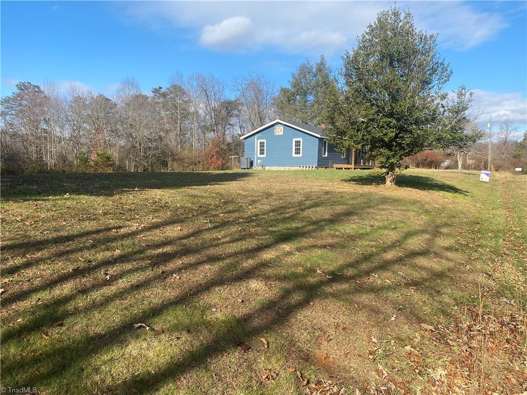 3551 Byrd Road Elkin, NC 28621 - Photo 4 of 19 Gallery Image 4