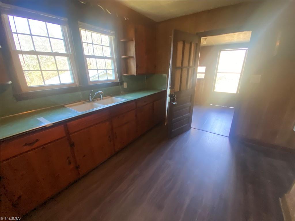 3551 Byrd Road Elkin, NC 28621 - Photo 8 of 19 Gallery Image 8
