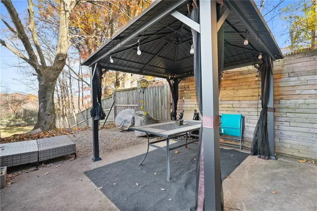 $195,000 | 121 Betty Jane Court, Pittsburgh, PA 15235