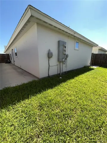 $1,250 | 805 West Garrison Drive, Unit 2, Pharr, TX 78577