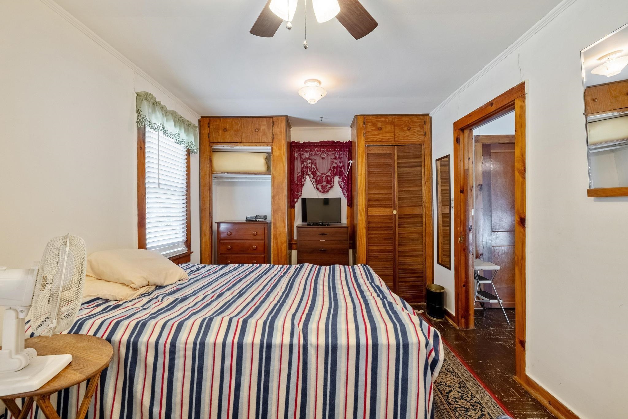 1815 West Shore Road Isle La Motte, VT 05463 - Photo 11 of 40