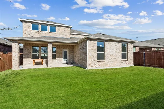 $525,000 | 2209 Sue Ellen Street, Anna, TX 75409