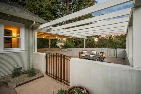 $1,895,000 | 653 Larkin Valley Road, Watsonville, CA 95076