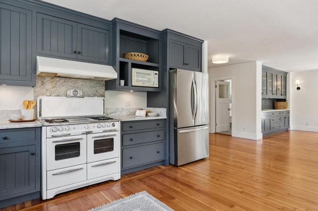 $1,900,000 | 653 Larkin Valley Road, Watsonville, CA 95076