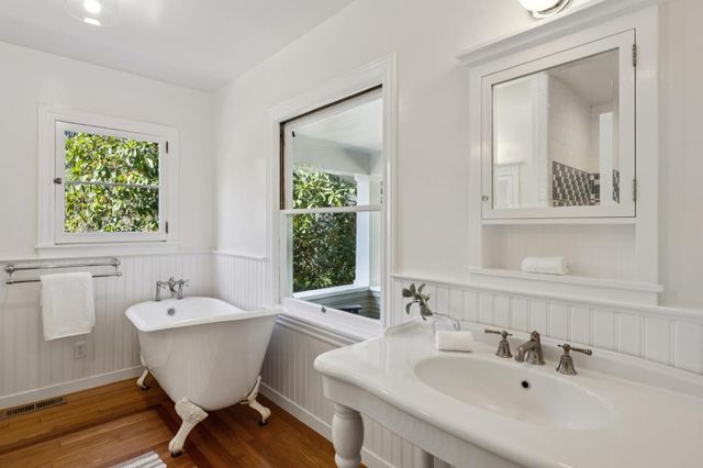 $1,900,000 | 653 Larkin Valley Road, Watsonville, CA 95076