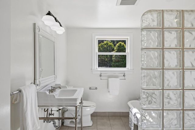 $1,900,000 | 653 Larkin Valley Road, Watsonville, CA 95076