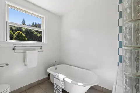 a view of a houses with a yard