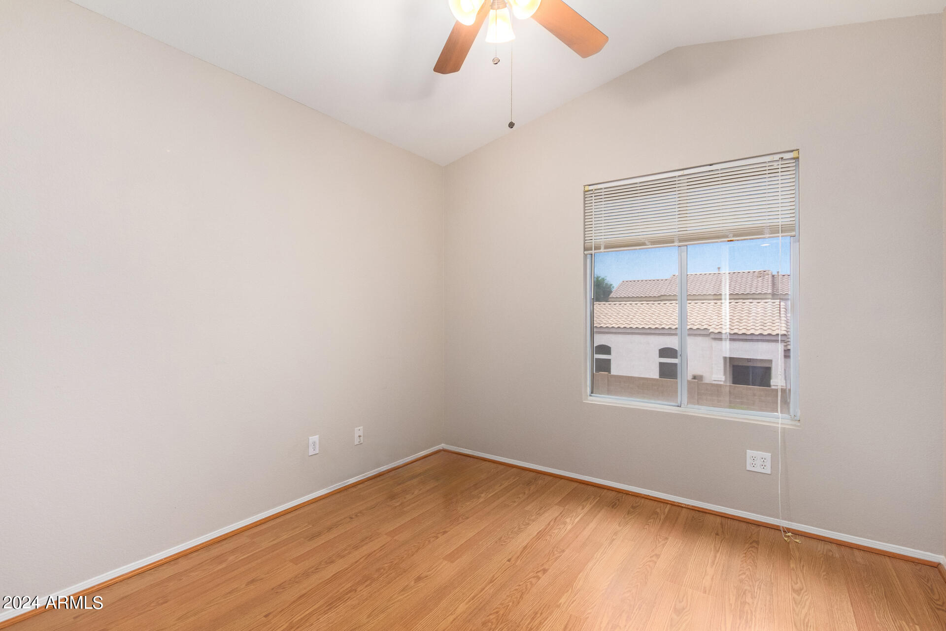 18617 North 35th Street Phoenix, AZ 85050 - Photo 23 of 34 21-35th