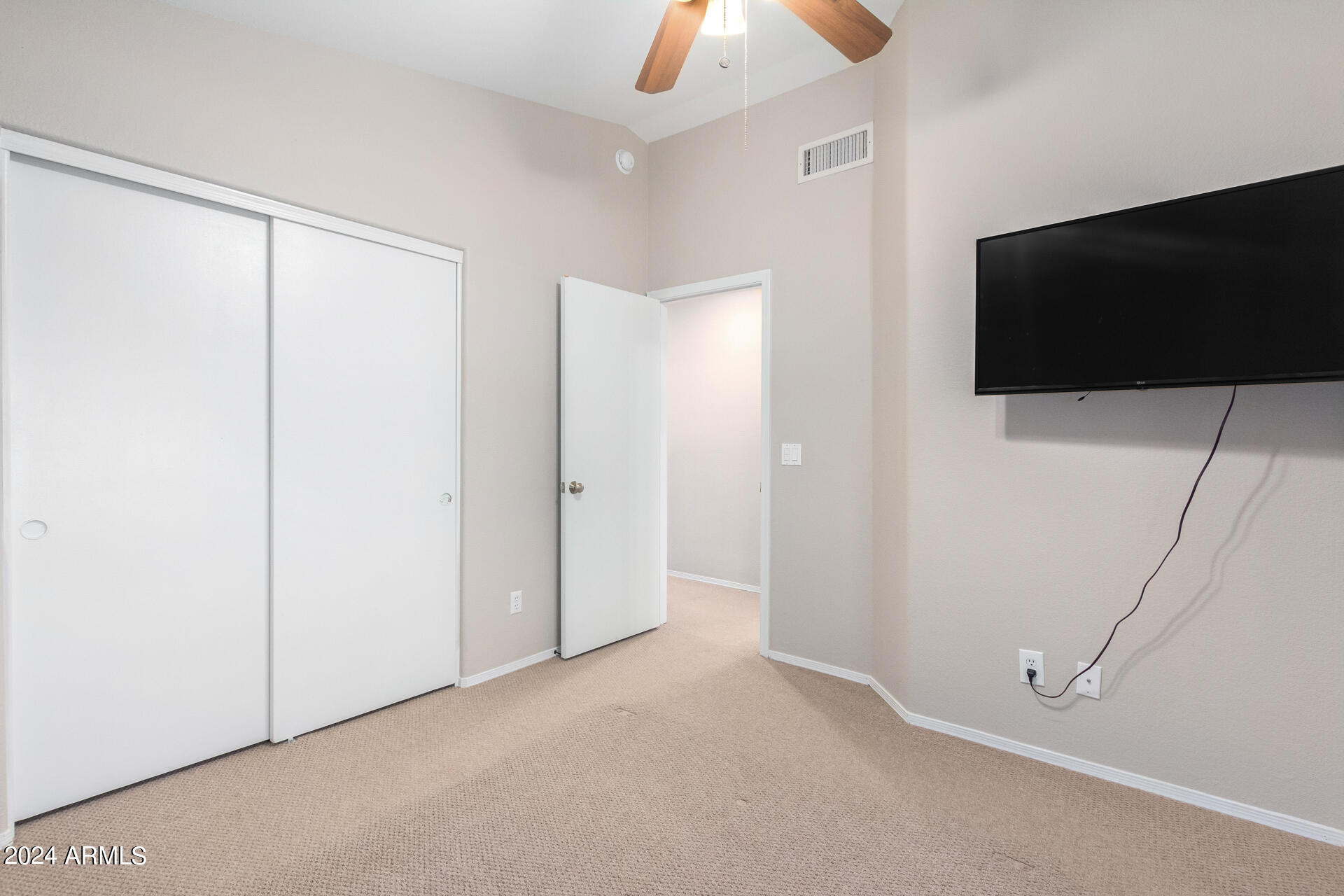 18617 North 35th Street Phoenix, AZ 85050 - Photo 26 of 34 25-35th