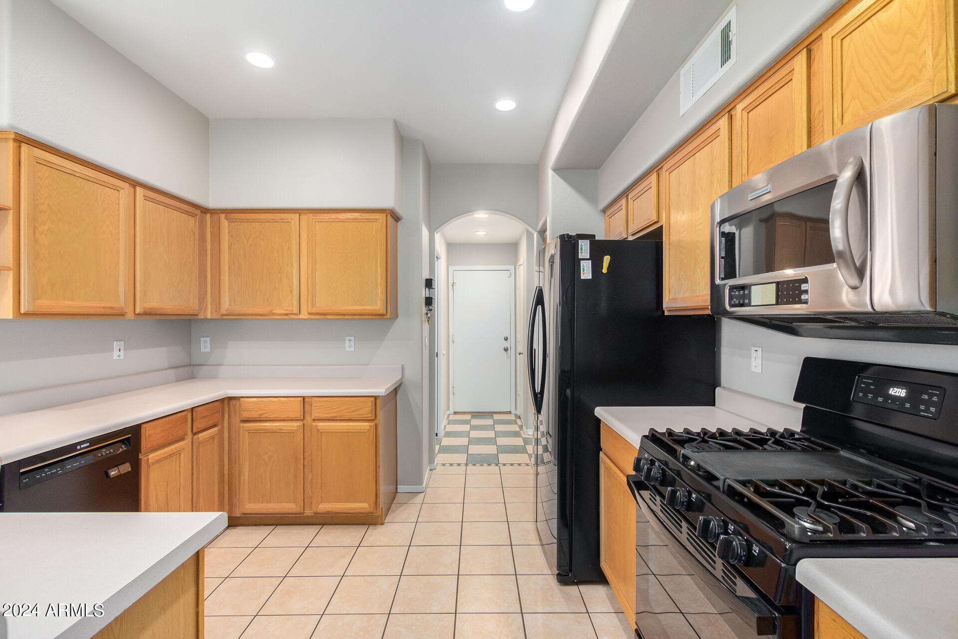 18617 North 35th Street Phoenix, AZ 85050 - Photo 10 of 34 11-35th