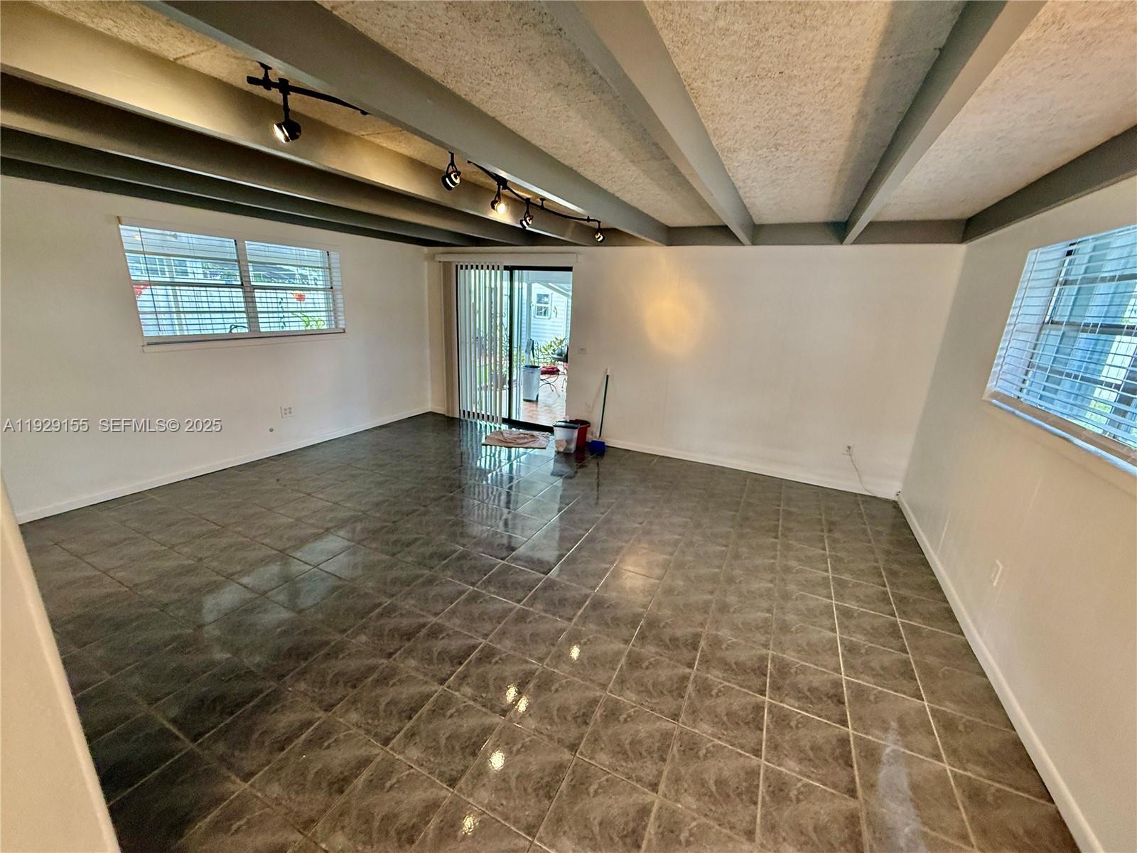 8855 Southwest 17th Terrace Miami, FL 33165 - Photo 13 of 27