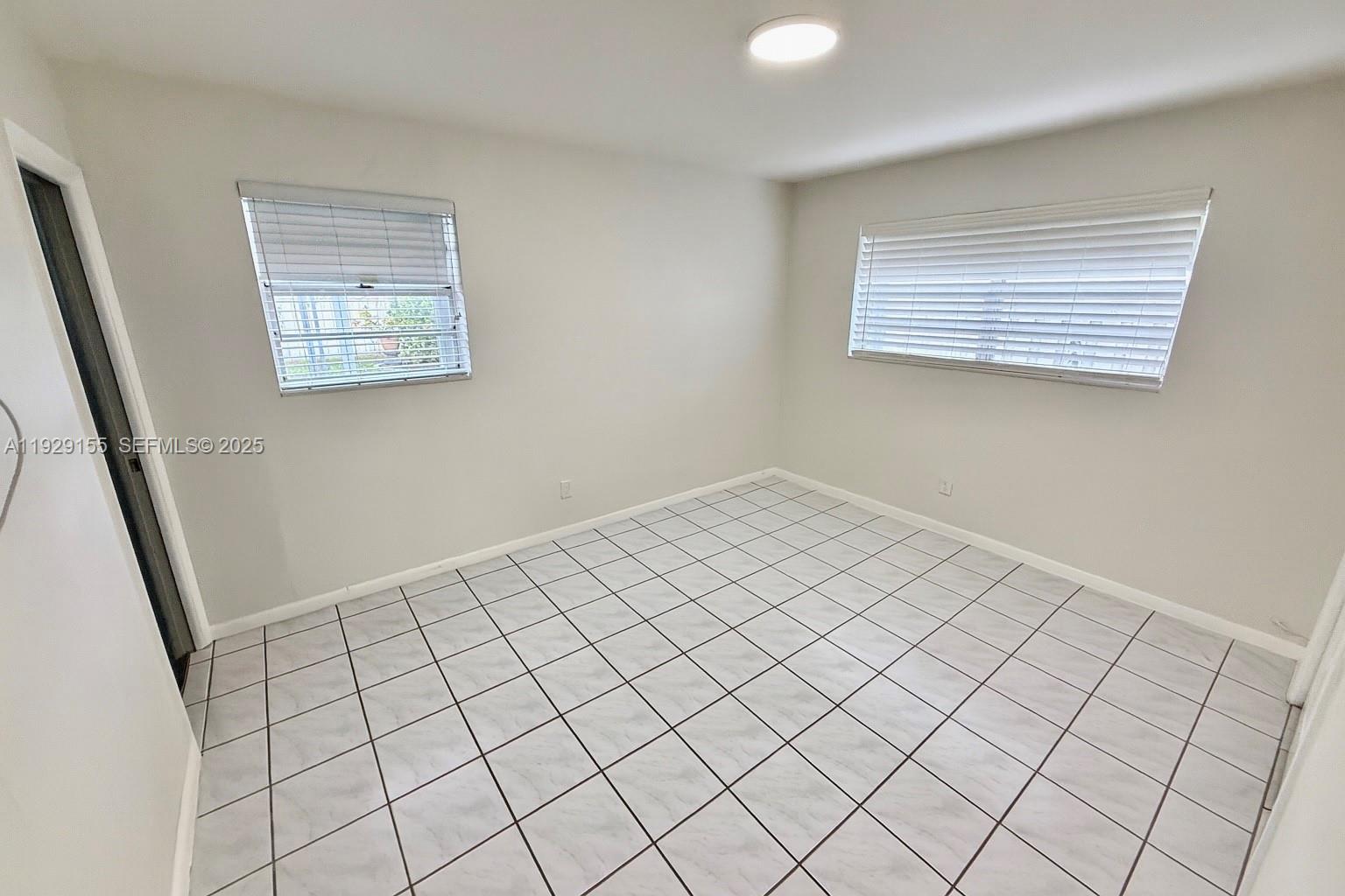 8855 Southwest 17th Terrace Miami, FL 33165 - Photo 8 of 27