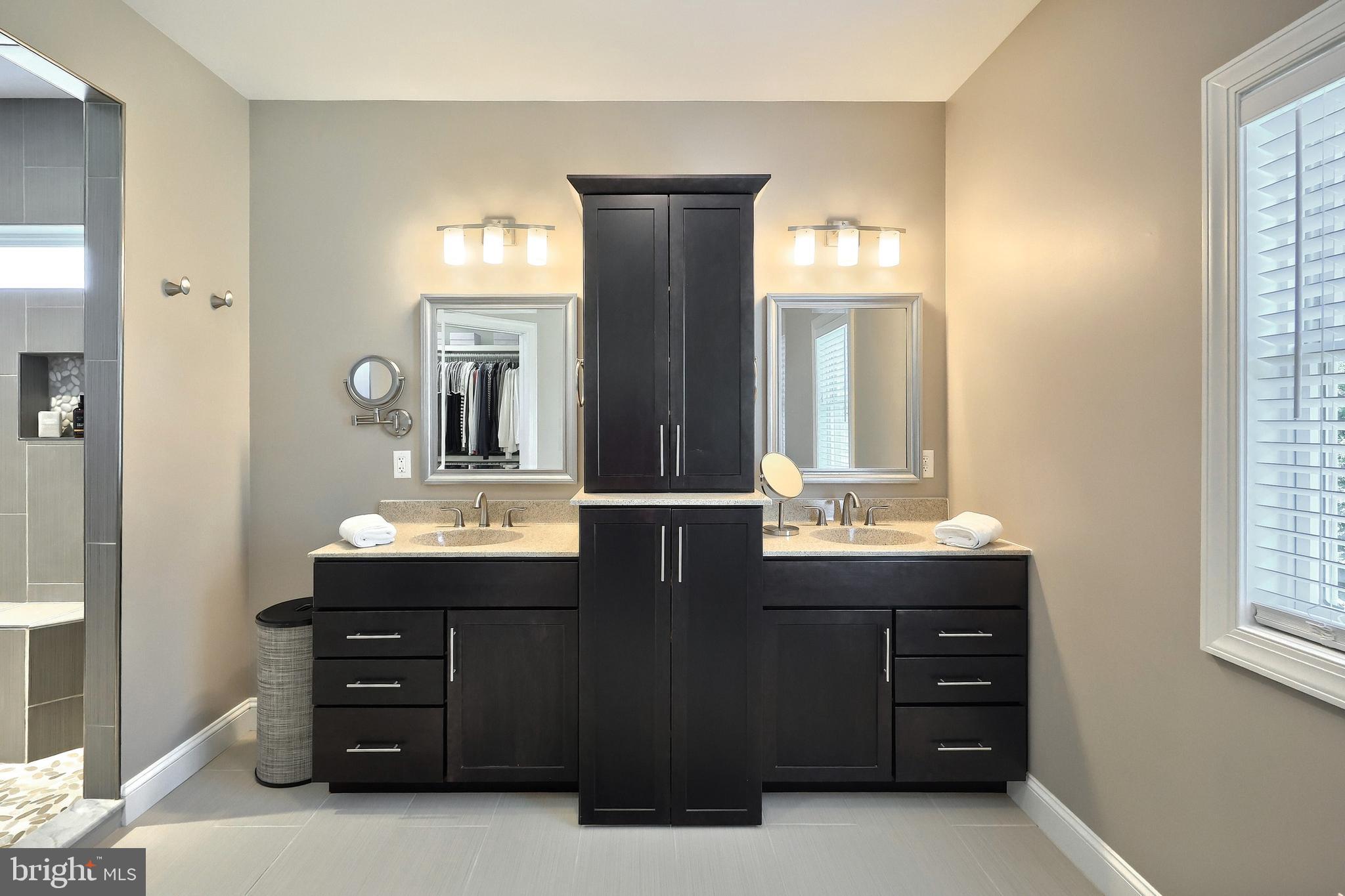 172 Fawn Hill Road Hanover, PA 17331 - Photo 52 of 71 a bathroom with a double vanity and a mirror