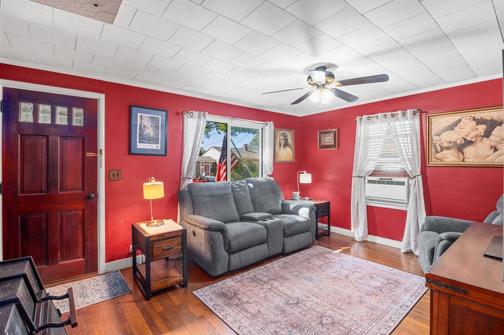 22 Kendall Avenue Manchester, NH 03103 - Photo 5 of 25