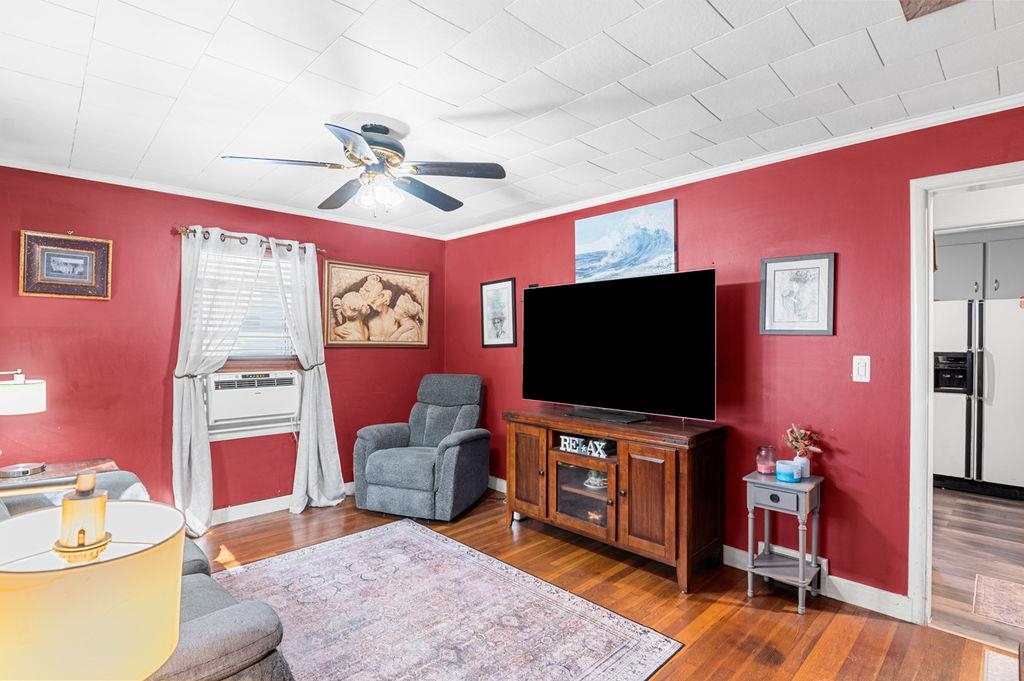 22 Kendall Avenue Manchester, NH 03103 - Photo 6 of 25