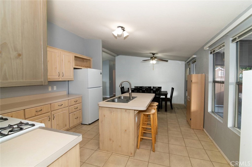 3825 Crestmore Road, Unit 494 Riverside, CA 92509 - Photo 9 of 29