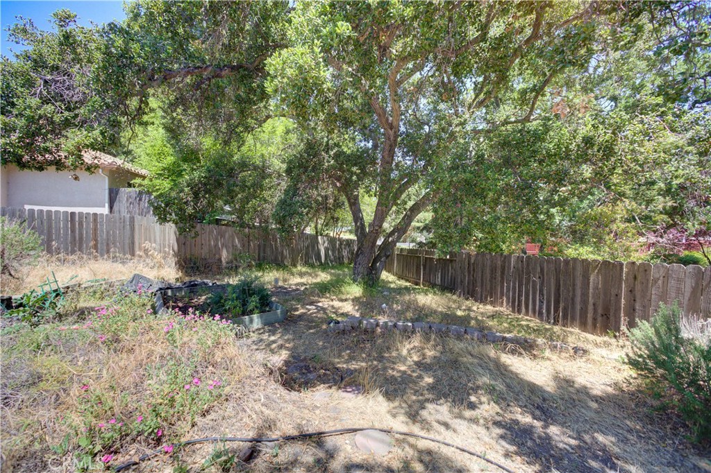 9024 Cascada Road Atascadero, CA 93422 - Photo 20 of 26
