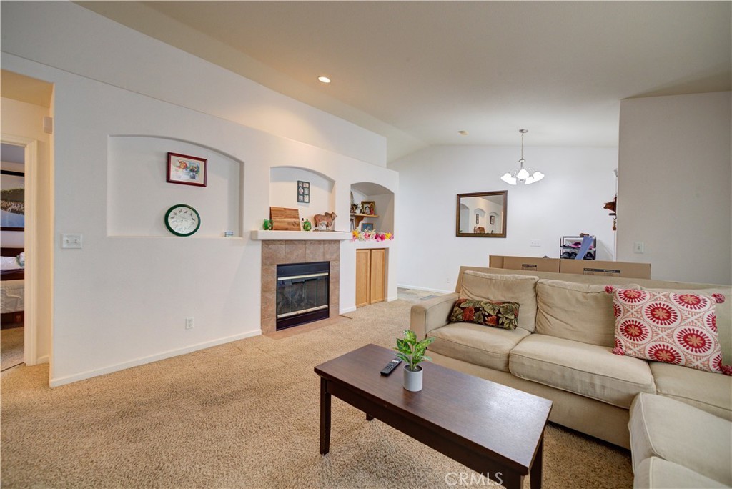 9024 Cascada Road Atascadero, CA 93422 - Photo 5 of 26