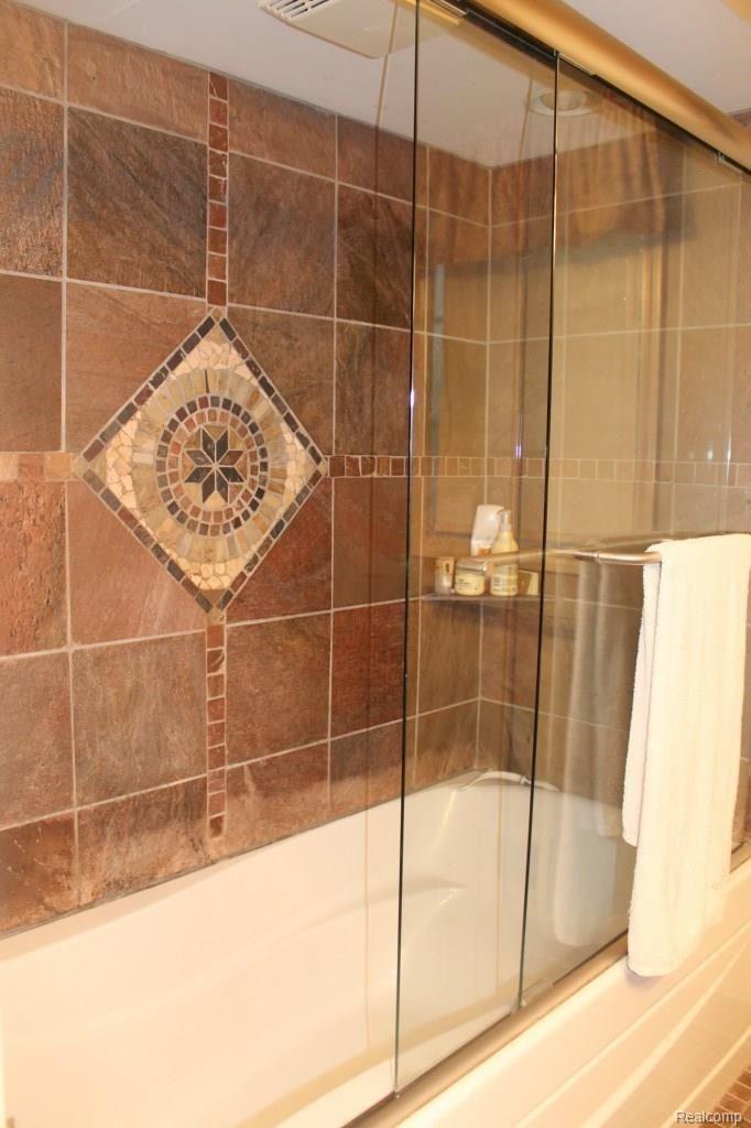 449 Streamview Court Rochester, MI 48309 - Photo 36 of 42 Antenucci House 101.jpg