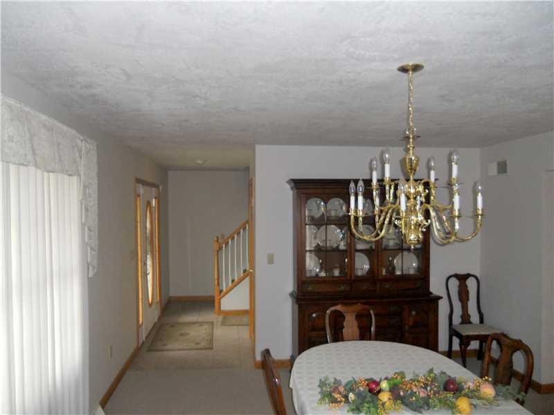 4000 Slope Hill Road Mount Pleasant, PA 15666 - Photo 11 of 25 Dining Room.