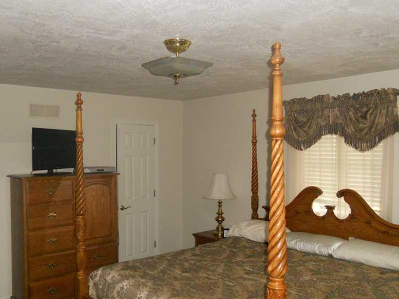 4000 Slope Hill Road Mount Pleasant, PA 15666 - Photo 20 of 25 Master Bedroom.