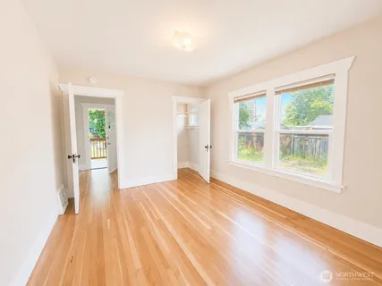 $599,900 | 8601-8603 Maple Street Southwest, Lakewood, WA 98498