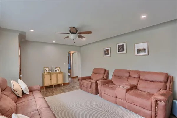 $299,900 | 137 Lapin Lane, Pulaski, PA 16143