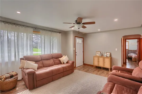 $299,900 | 137 Lapin Lane, Pulaski, PA 16143
