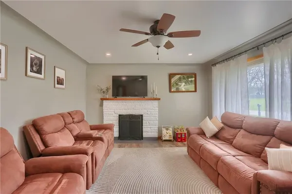 $299,900 | 137 Lapin Lane, Pulaski, PA 16143