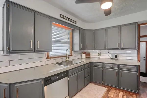 $299,900 | 137 Lapin Lane, Pulaski, PA 16143