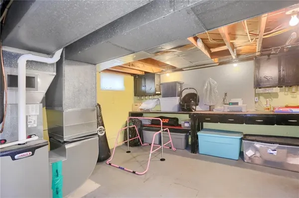 $299,900 | 137 Lapin Lane, Pulaski, PA 16143