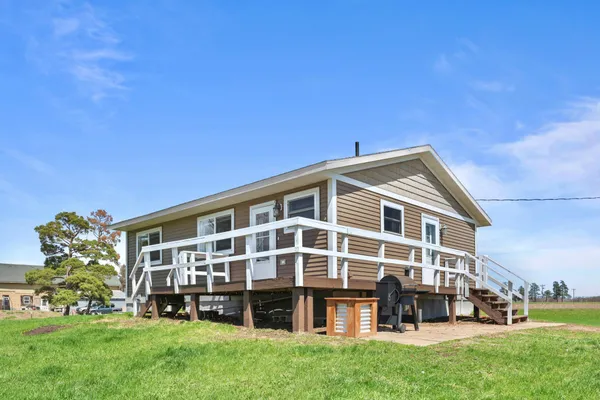 $300,000 | 14403 65th Avenue Northeast, Rice, MN 56367