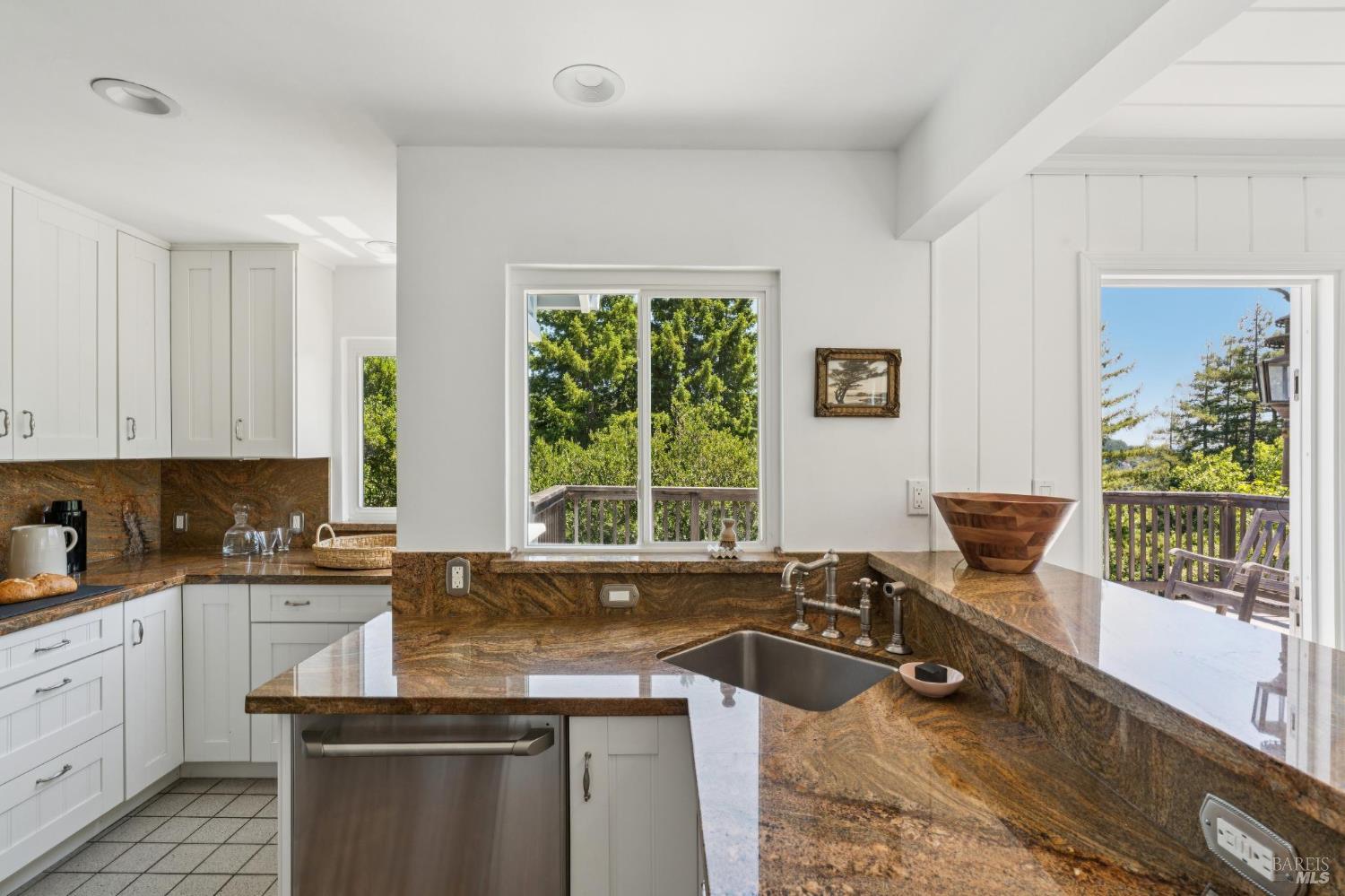 500 Summit Avenue Mill Valley, CA 94941 - Photo 12 of 25