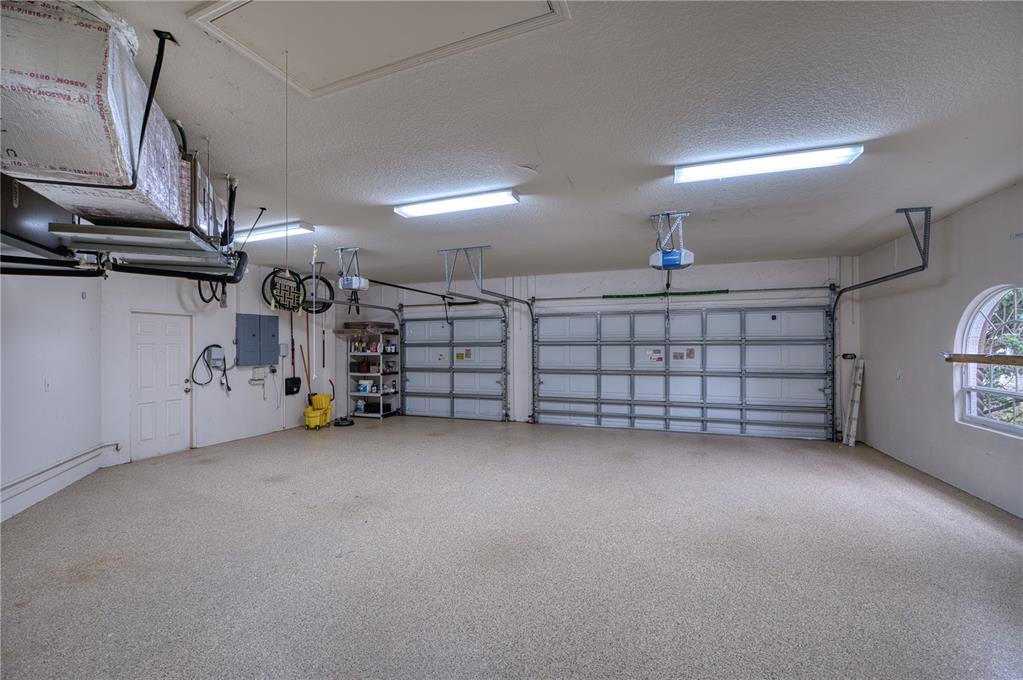 10523 Cheval Place Lakewood Ranch, FL 34202 - Photo 27 of 52 a view of a garage