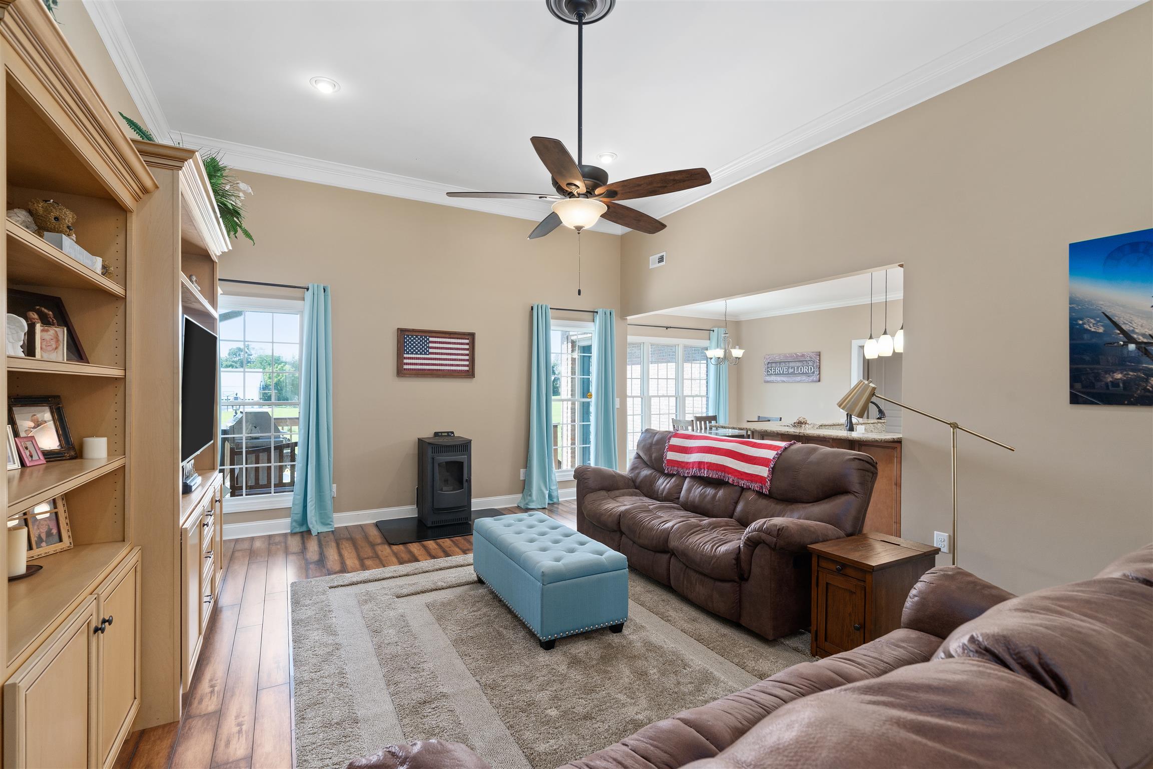 2570 Gunn Road Adams, TN 37010 - Photo 7 of 27 a living room with furniture and a chandelier