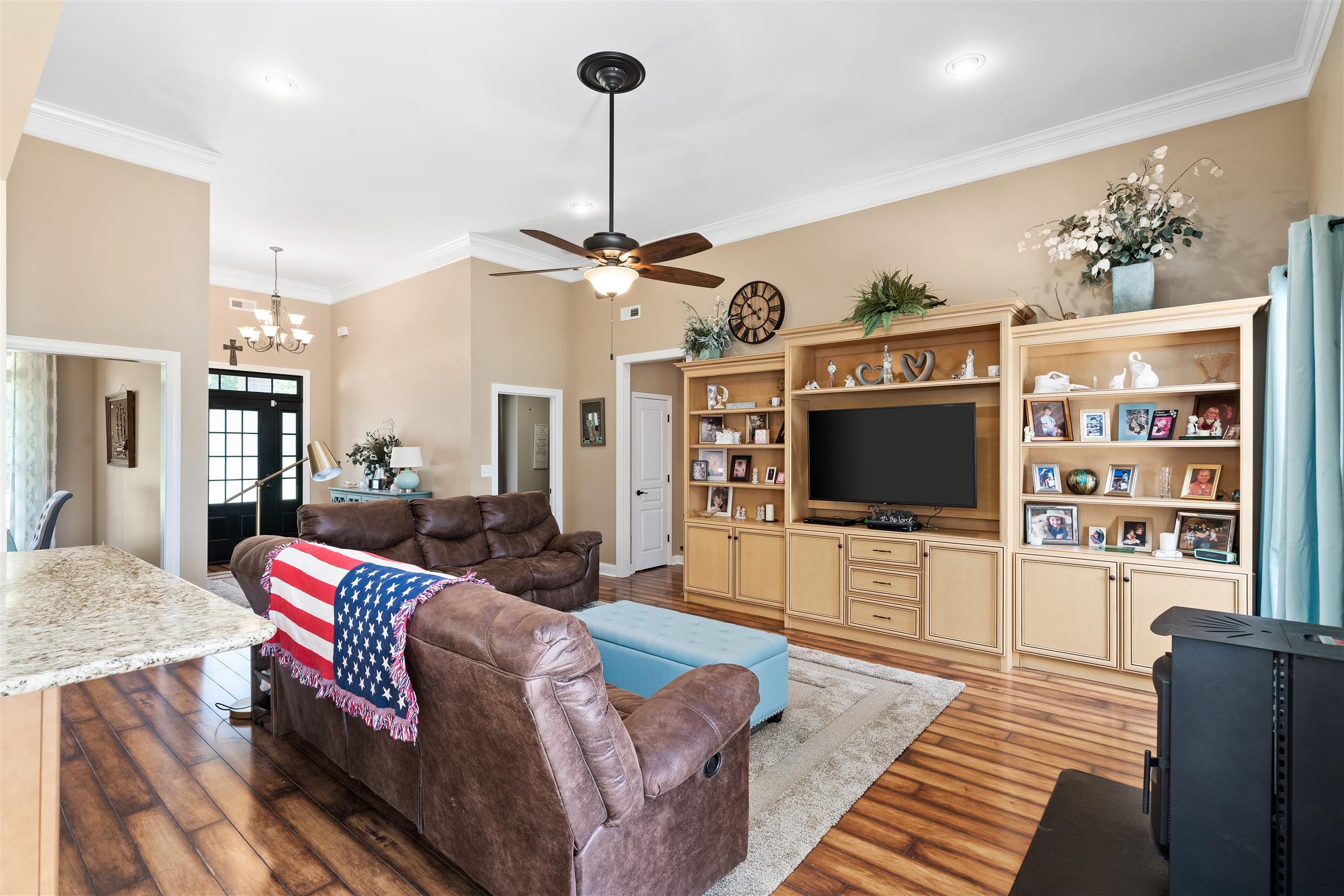 2570 Gunn Road Adams, TN 37010 - Photo 9 of 27 a living room with furniture and a flat screen tv