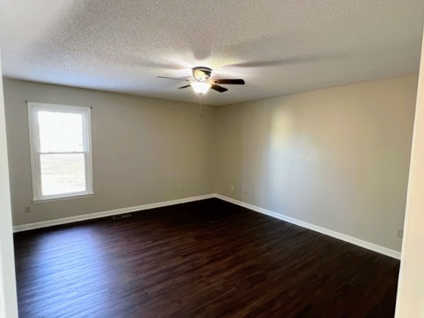 800 Doak Road Manchester, TN 37355 - Photo 8 of 12 Gallery Image 8