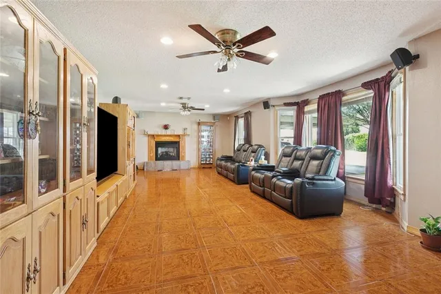 $325,000 | Undisclosed Address, Marrero, LA 70072