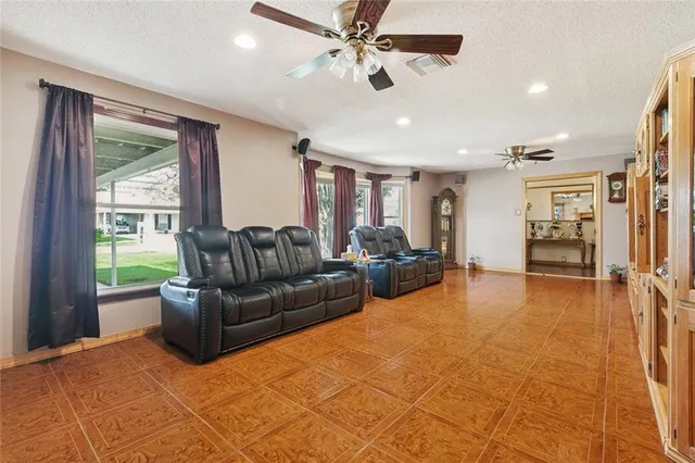 $325,000 | Undisclosed Address, Marrero, LA 70072