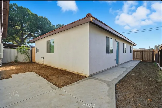 $479,000 | 407 Washington Avenue, Bakersfield, CA 93308