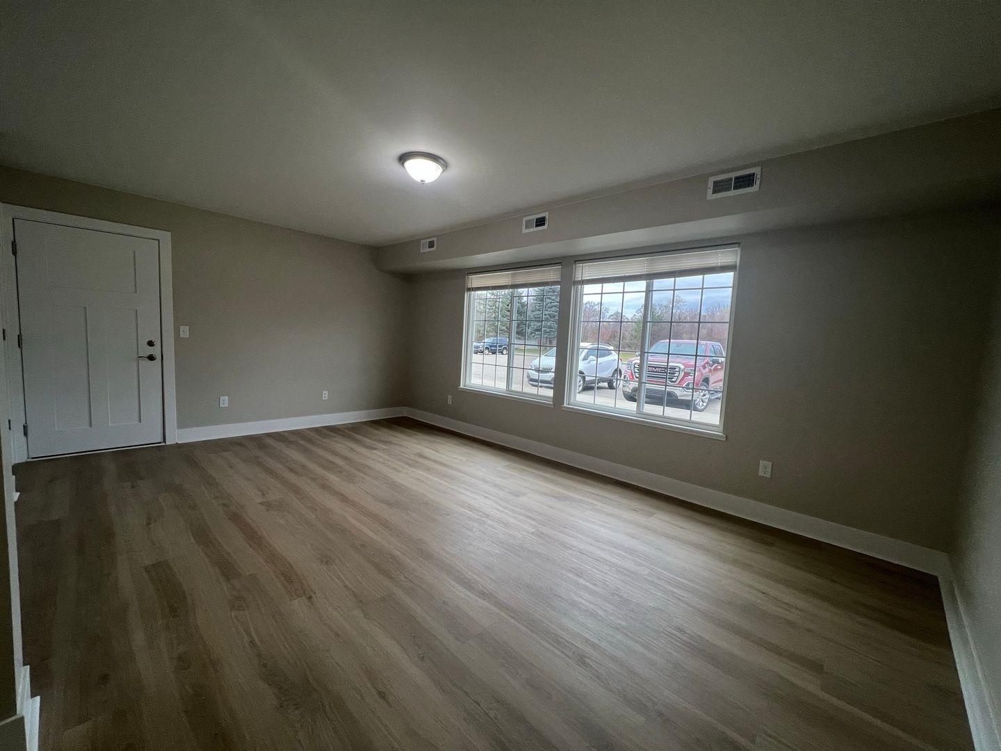 5200 North Genesee Road, Unit 207 Flint, MI 48506 - Photo 2 of 13