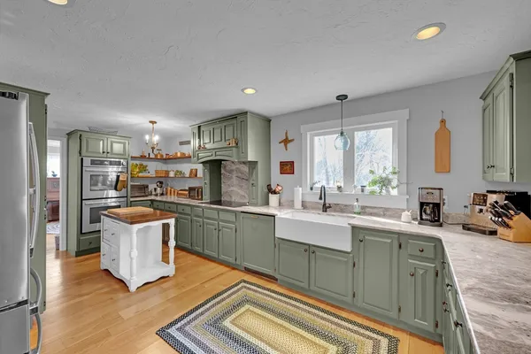 $750,000 | 6 Connor Lane, Princeton, MA 01541